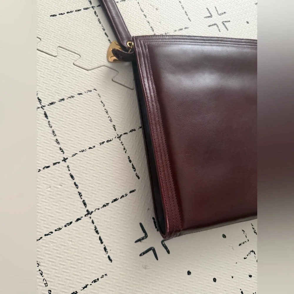 Morris‎ Moskowitz genuine brown leather wristlet